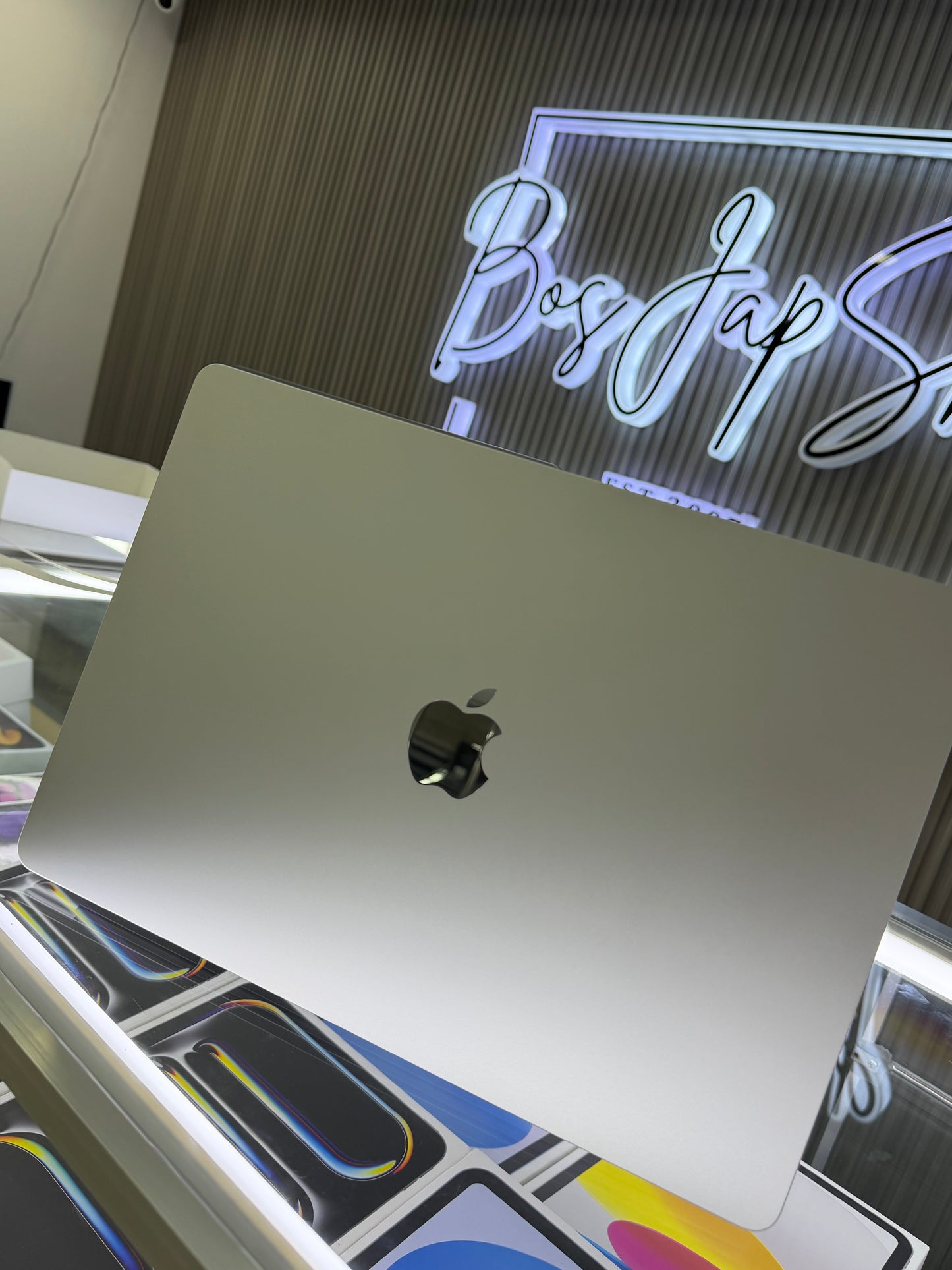 15-inch MacBook Air M2 512GB 8GB  (OPEN BOX UNIT)