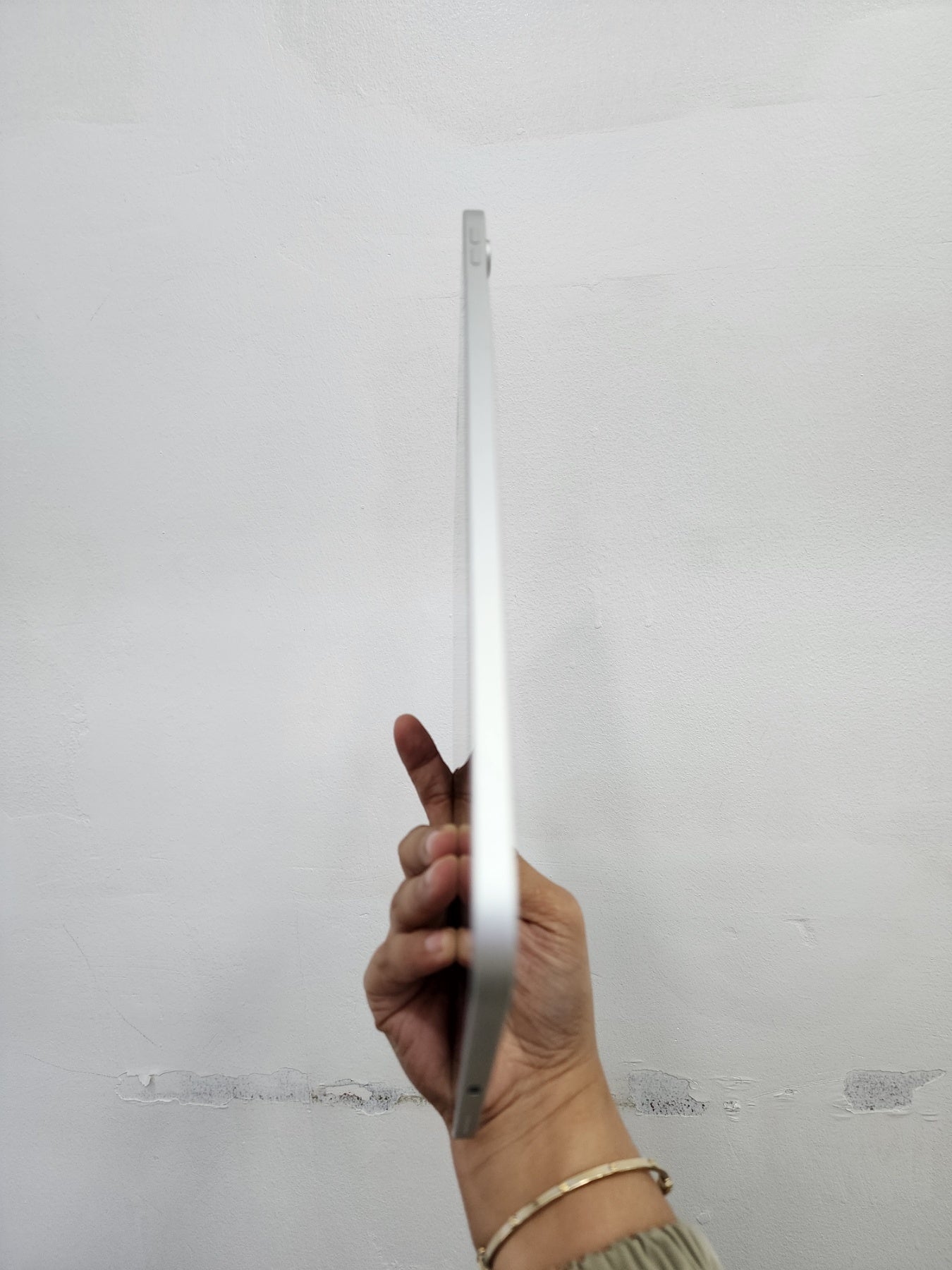 iPad 11th Gen - 128GB (USED UNIT)