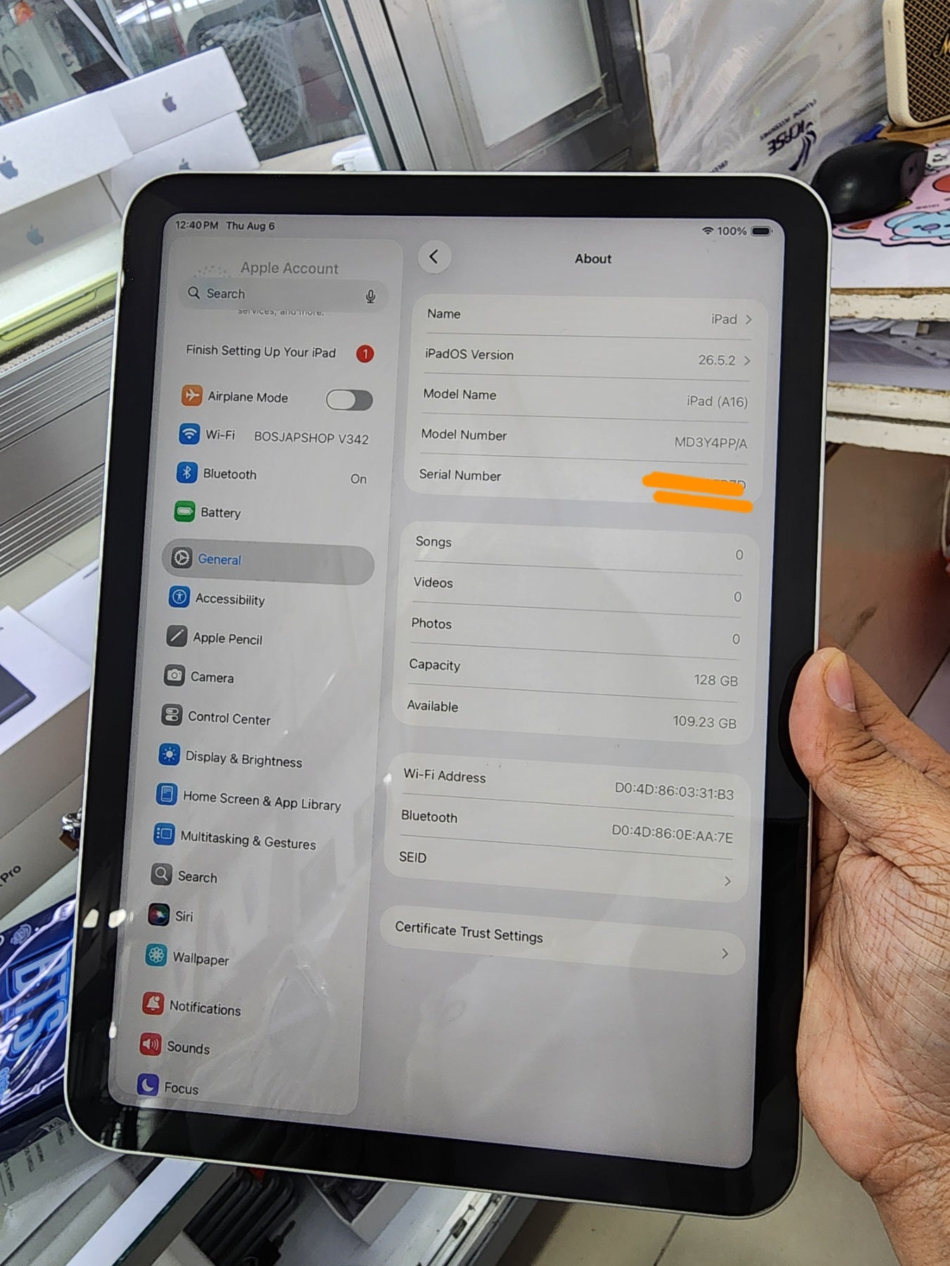 iPad 11th Gen - 128GB (USED UNIT)