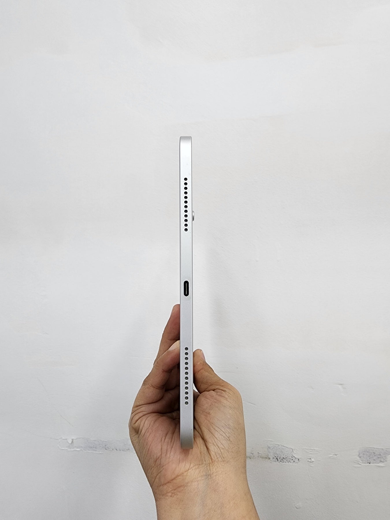 iPad 11th Gen - 128GB (USED UNIT)